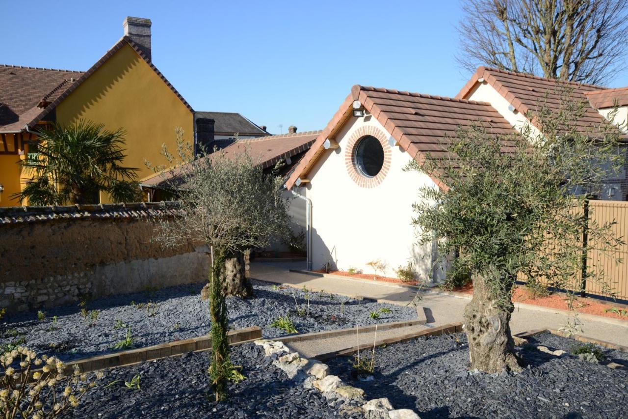 L'Hostellerie D'Acquigny Exteriér fotografie
