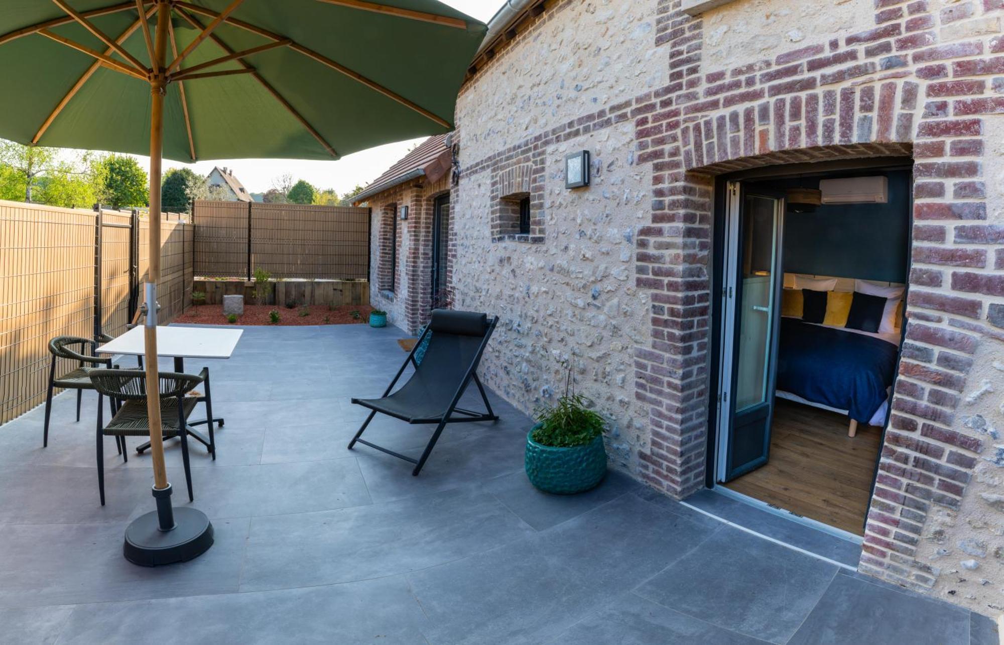 L'Hostellerie D'Acquigny Exteriér fotografie